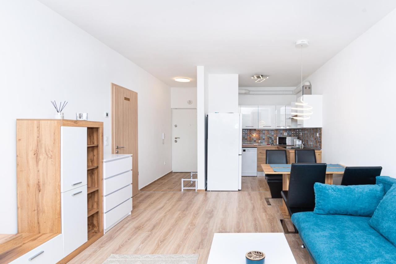 Waterfront City Apartments By Urbanrent Boedapest Buitenkant foto