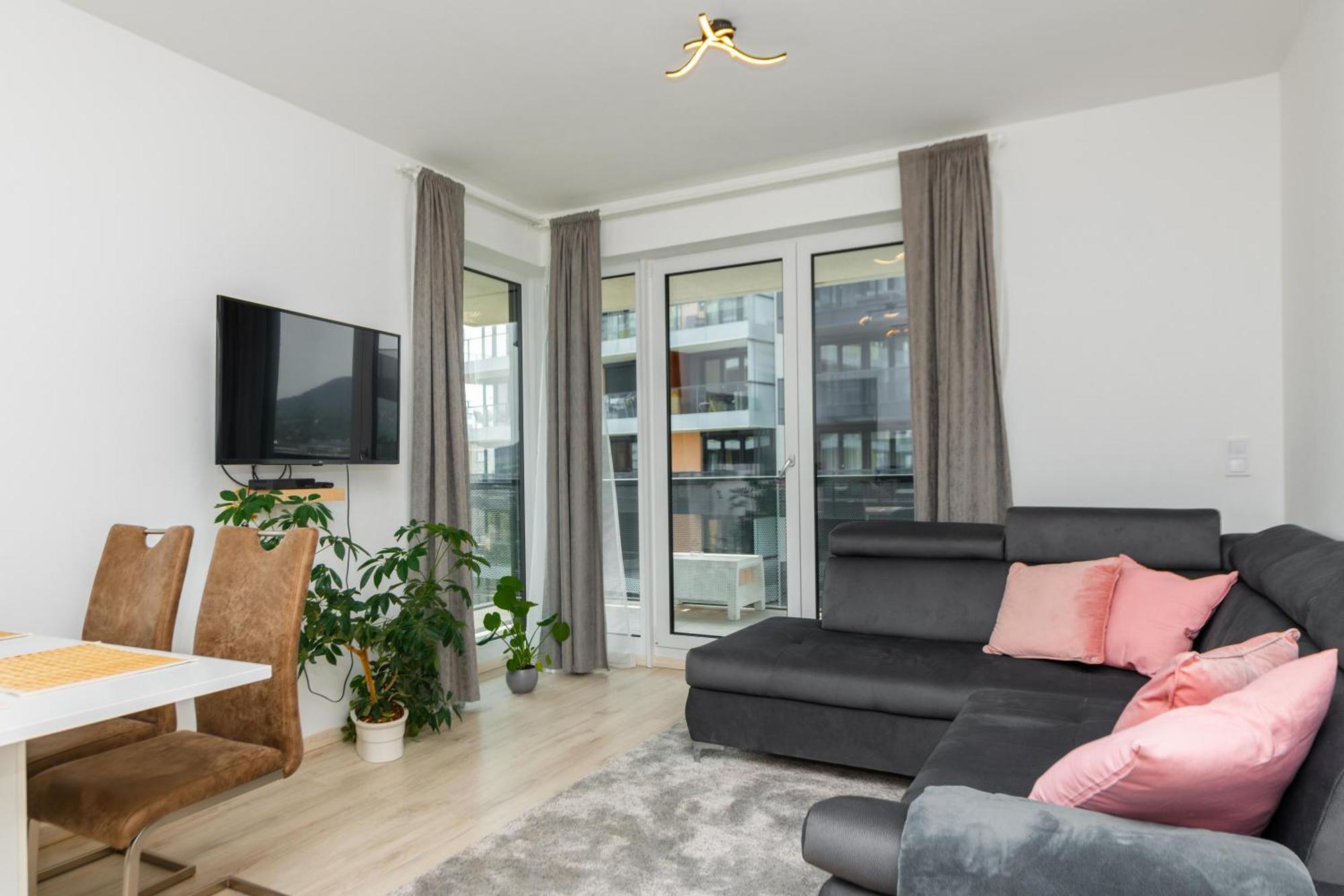 Waterfront City Apartments By Urbanrent Boedapest Buitenkant foto