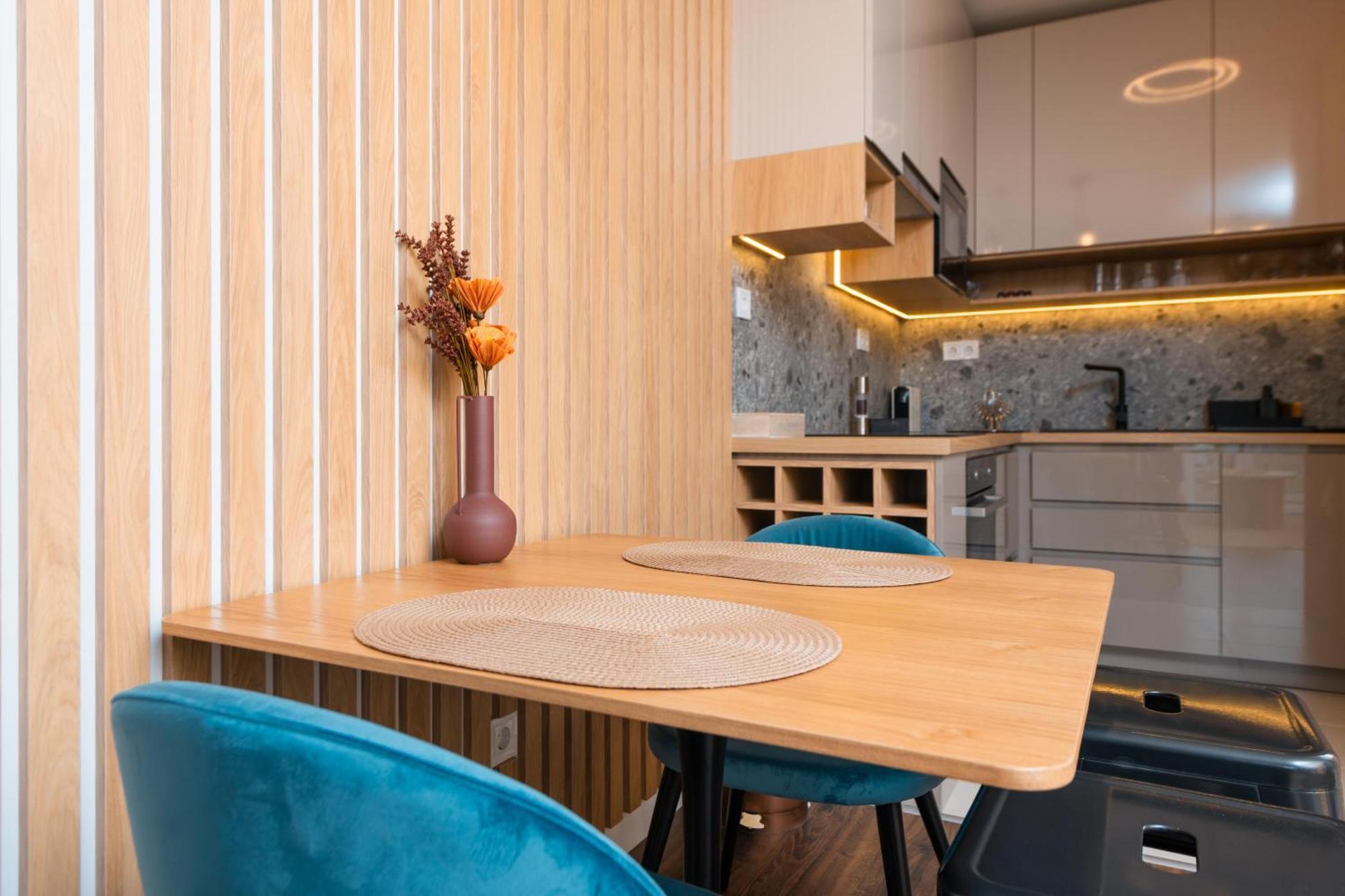 Waterfront City Apartments By Urbanrent Boedapest Buitenkant foto